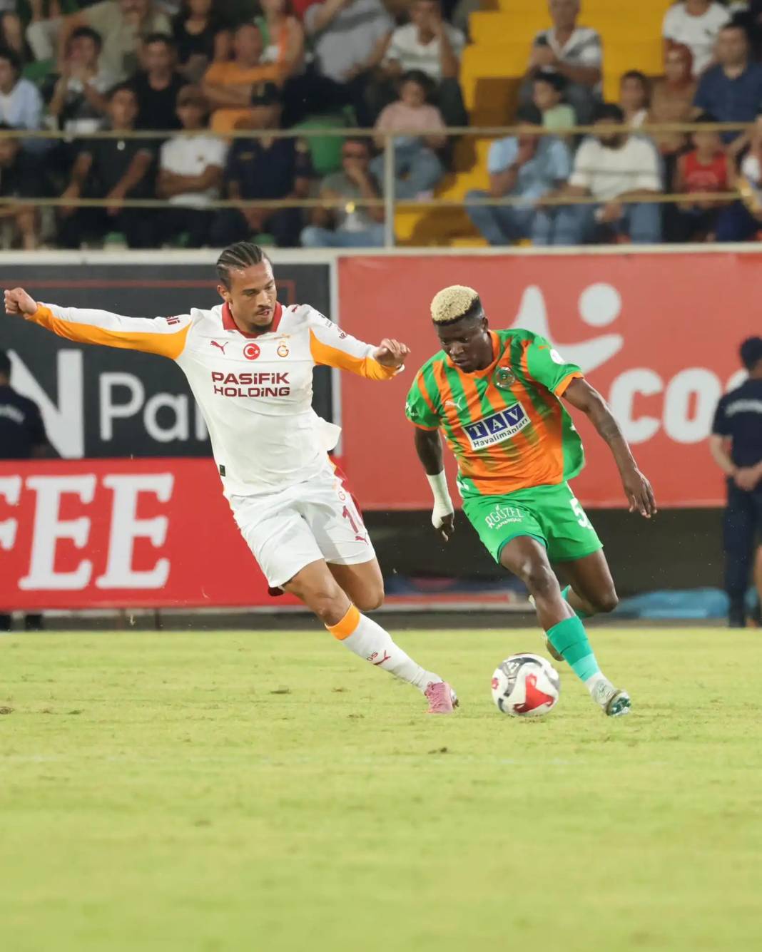 Alanyaspor Galatasaray’ı Zorladı: Direkten Döndü Golü Kaçırdı 6